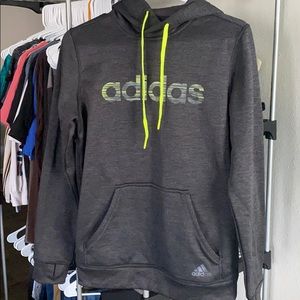 Another cozy, yet cute sweater. 💚🖤